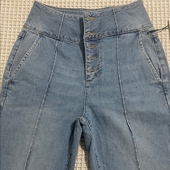 Forever 21 Denim Flare Jeans - Picture 3 of 4